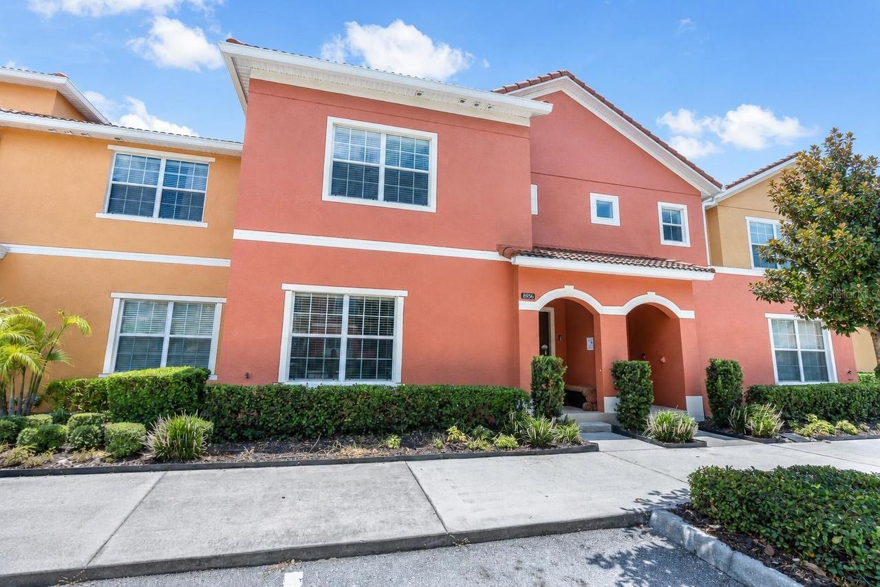 8956 California Palm Rd., Kissimmee, FL 34747