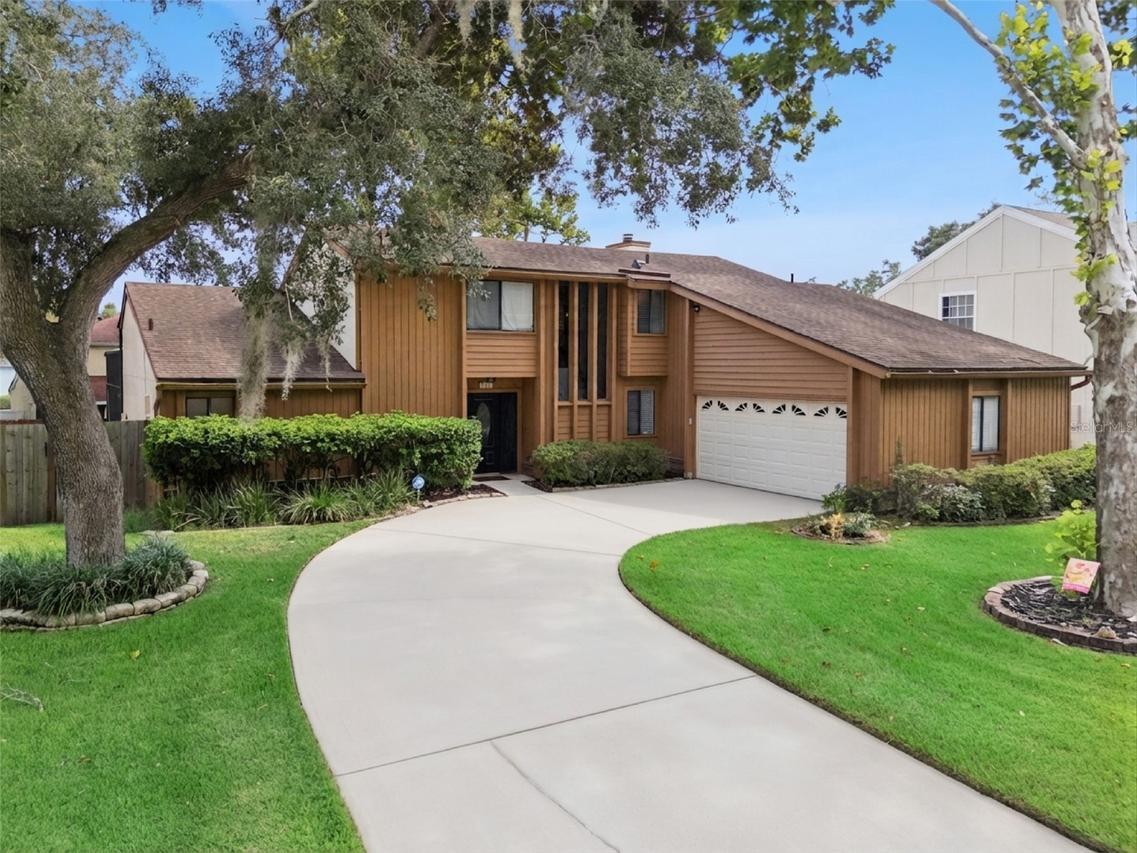 916 E Cleveland St., Apopka, FL 32703