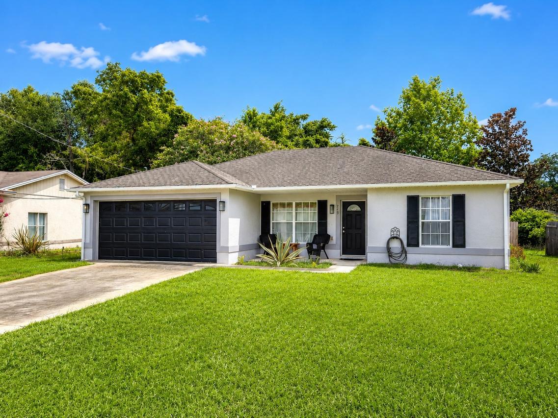 253 Williams Ave., Orange City, FL 32763