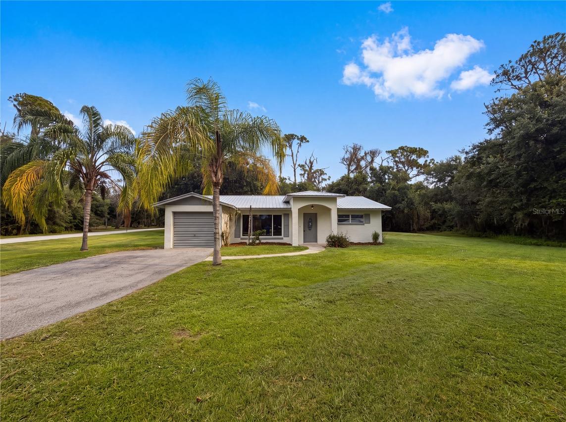 6309 Sherman Ter., Sebring, FL 33876