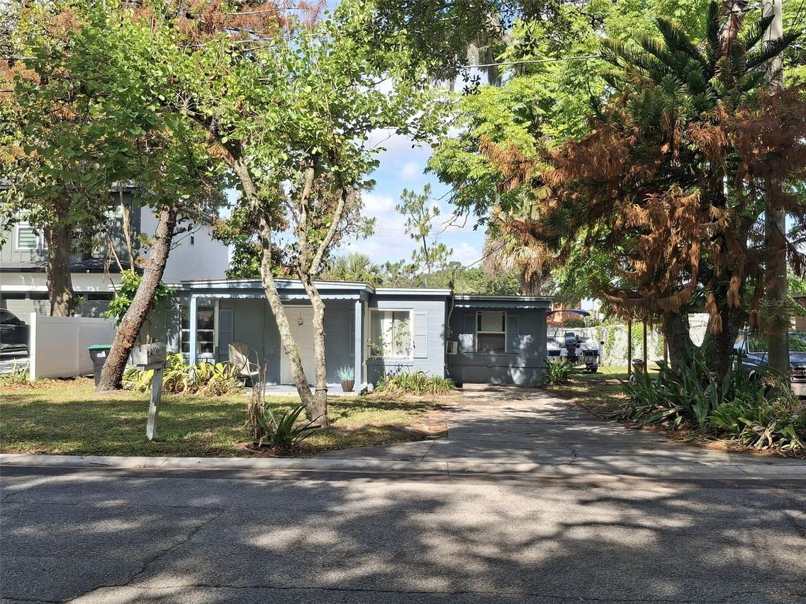 884 E Michigan St., Orlando, FL 32806