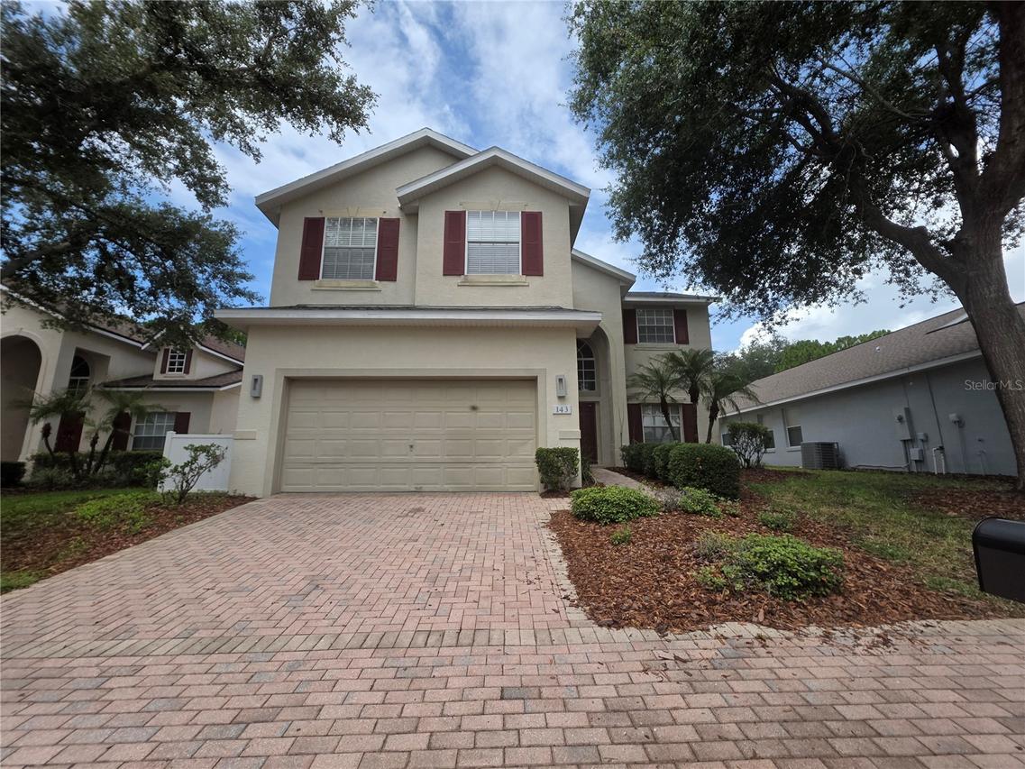 143 E Windsor Pl., Davenport, FL 33896
