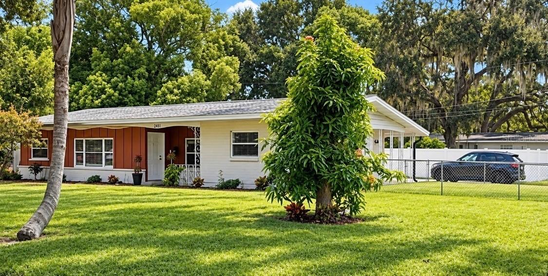 2410 Lando Ln., Orlando, FL 32806