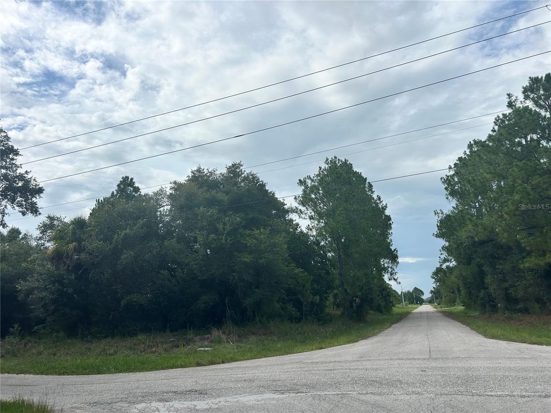 2805 E 15th St., Lehigh Acres, FL 33972