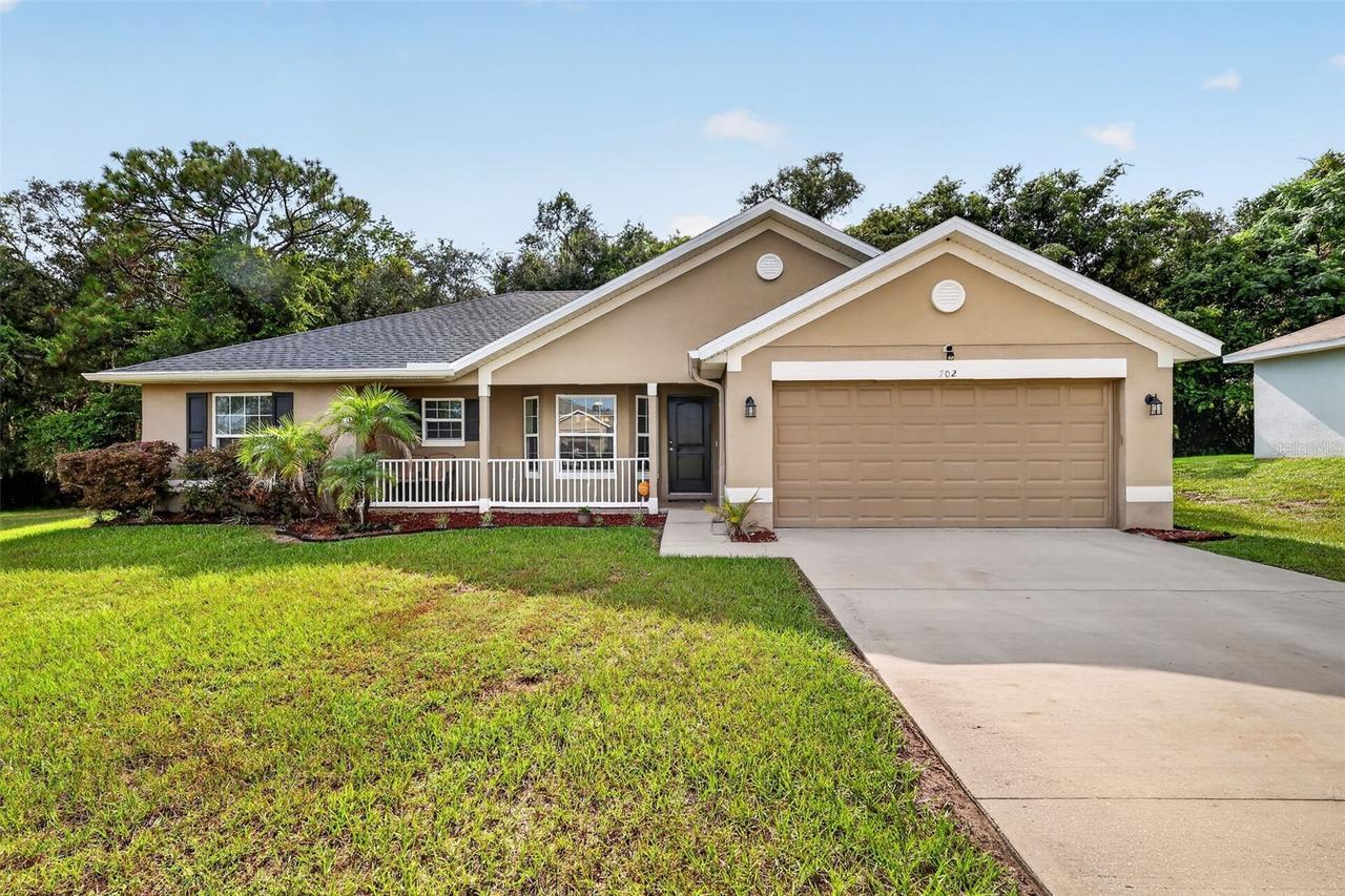 702 Chelsea Ave., Fruitland Park, FL 34731