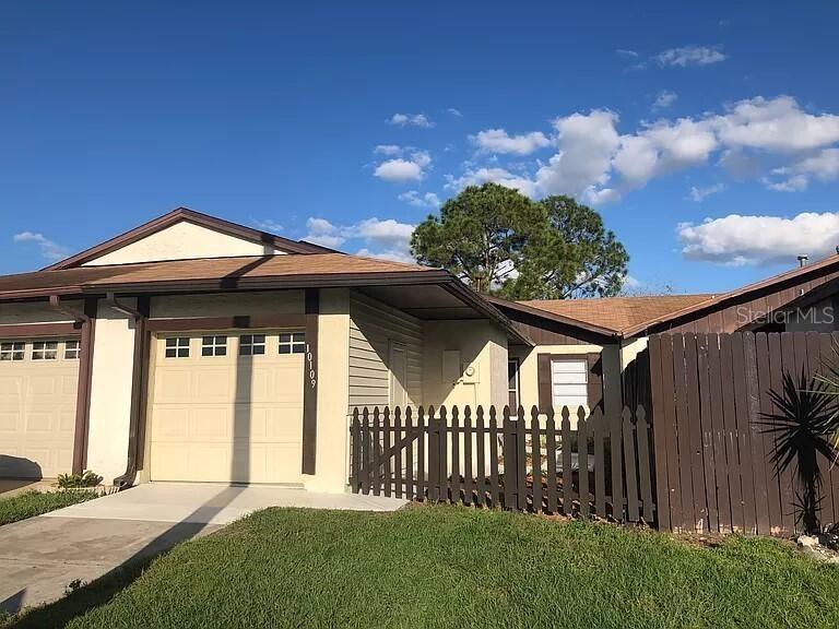 10109 Blazed Tree Ct., Orlando, FL 32821