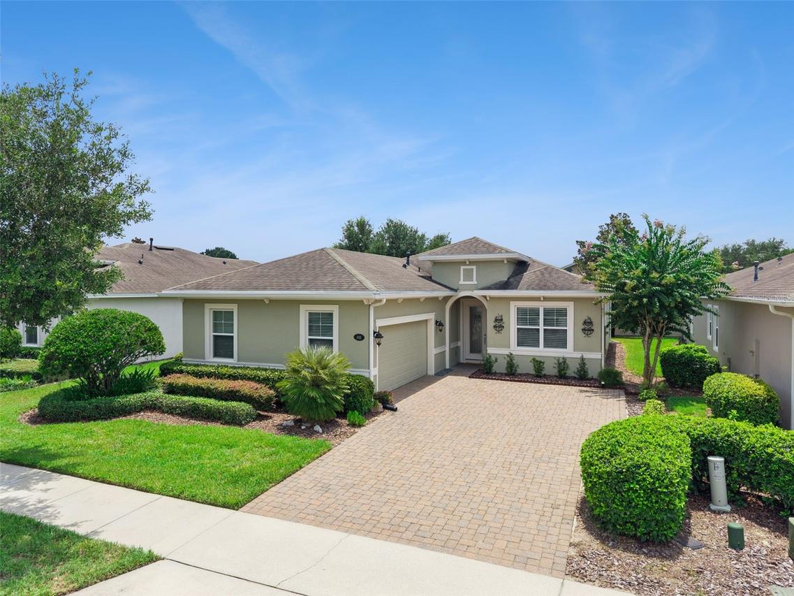 1121 Gardenshire Lane, Deland, FL 32724