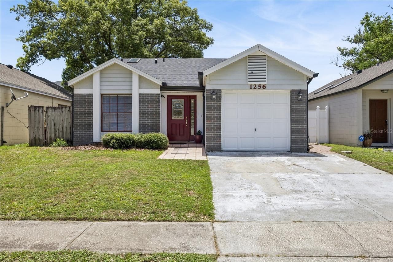 1256 Pin Oak Dr., Apopka, FL 32703