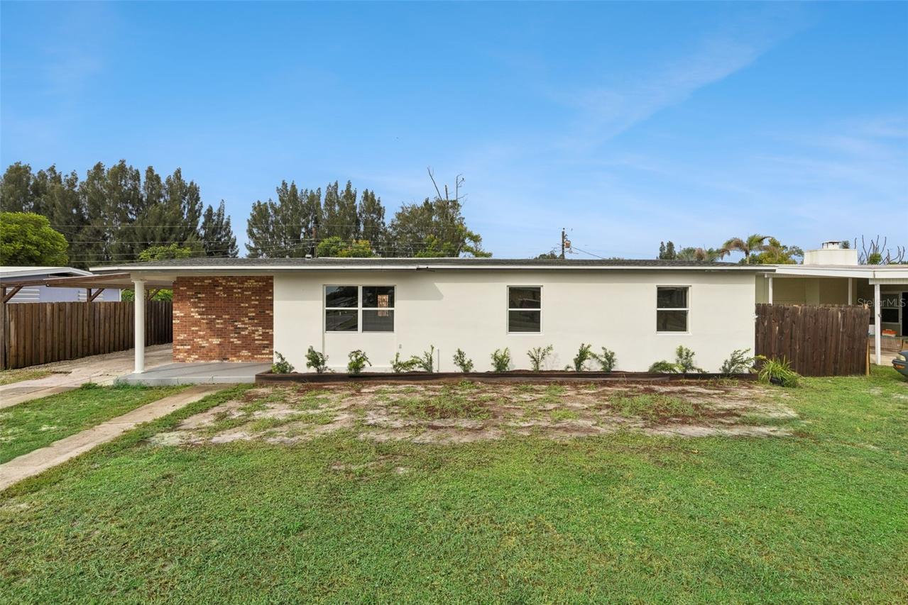 1061 Bianca Dr., Palm Bay, FL 32905