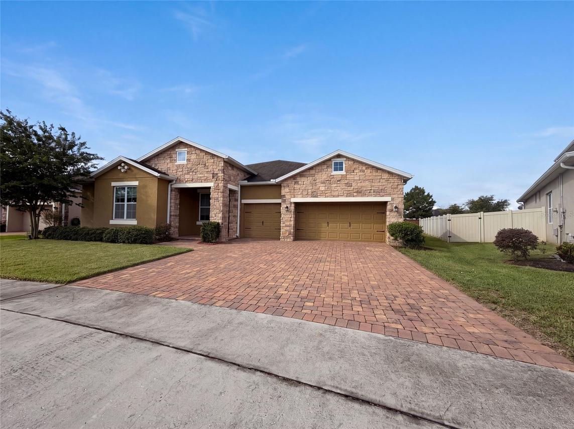 918 Blackthorn Dr., Apopka, FL 32703