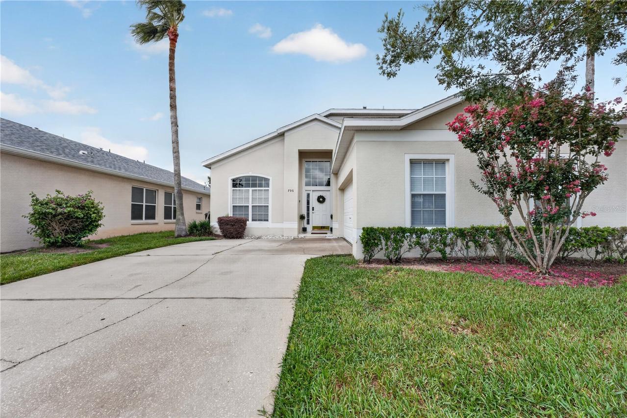 706 Lockbreeze Dr., Davenport, FL 33897