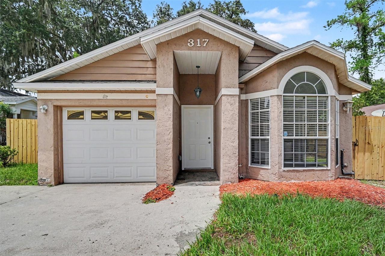 317 Mccoy Village Ct., Apopka, FL 32712