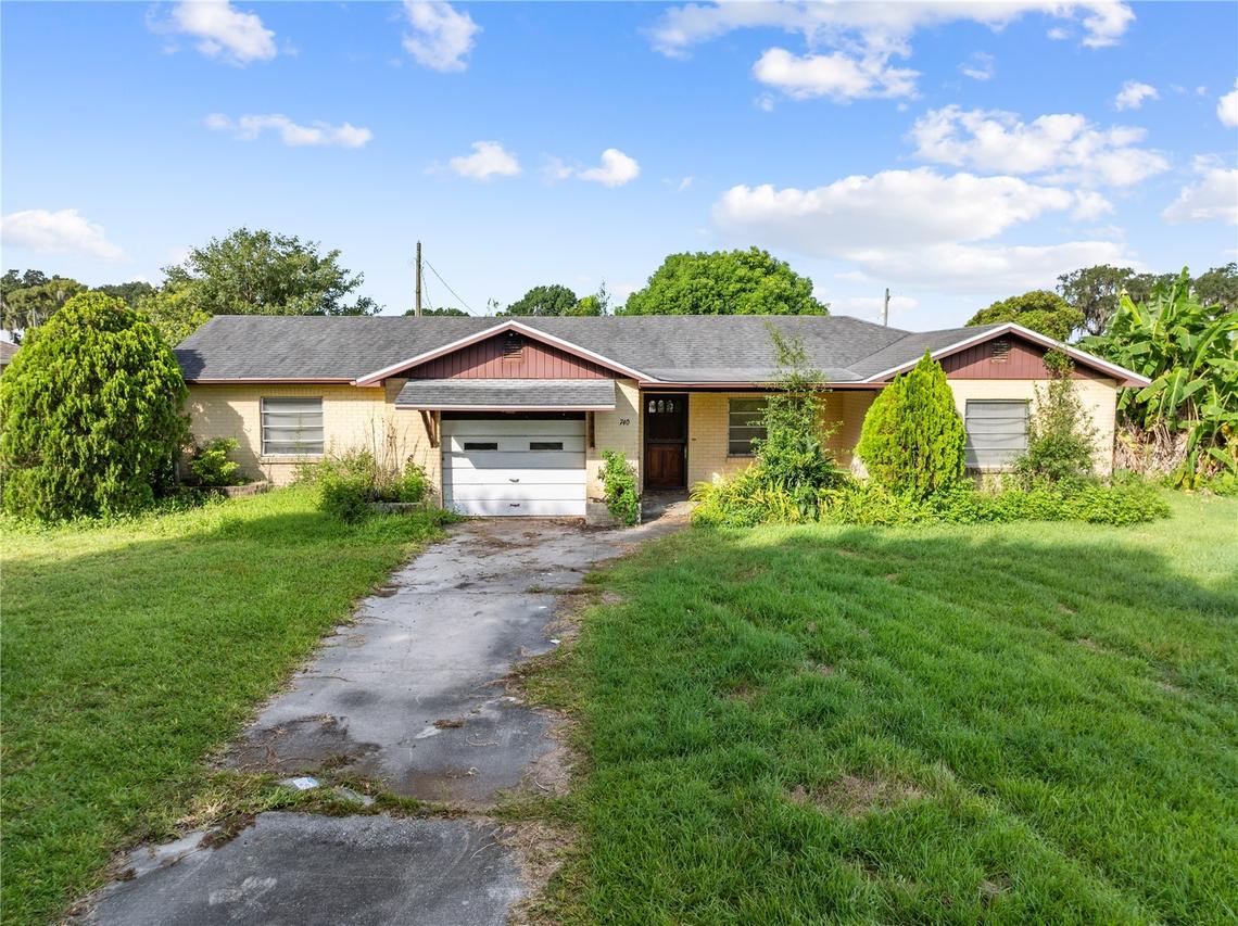 740 Shore Dr., Kissimmee, FL 34744