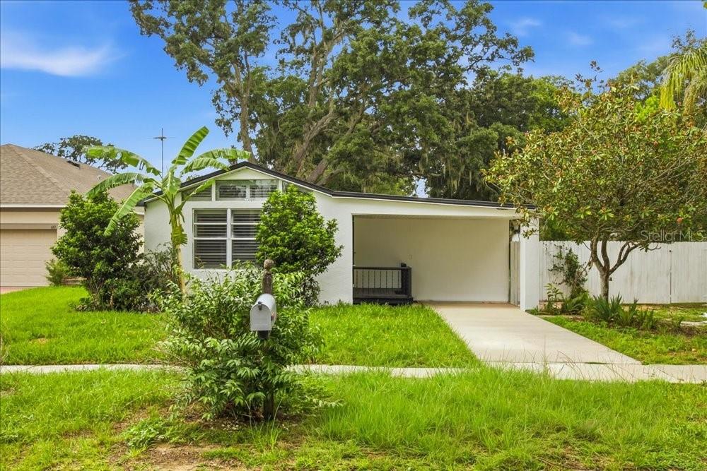 171 Stanley Bell Dr., Mount Dora, FL 32757