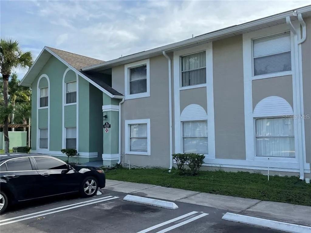 4227 Pershing Pointe Pl. #8, Orlando, FL 32822