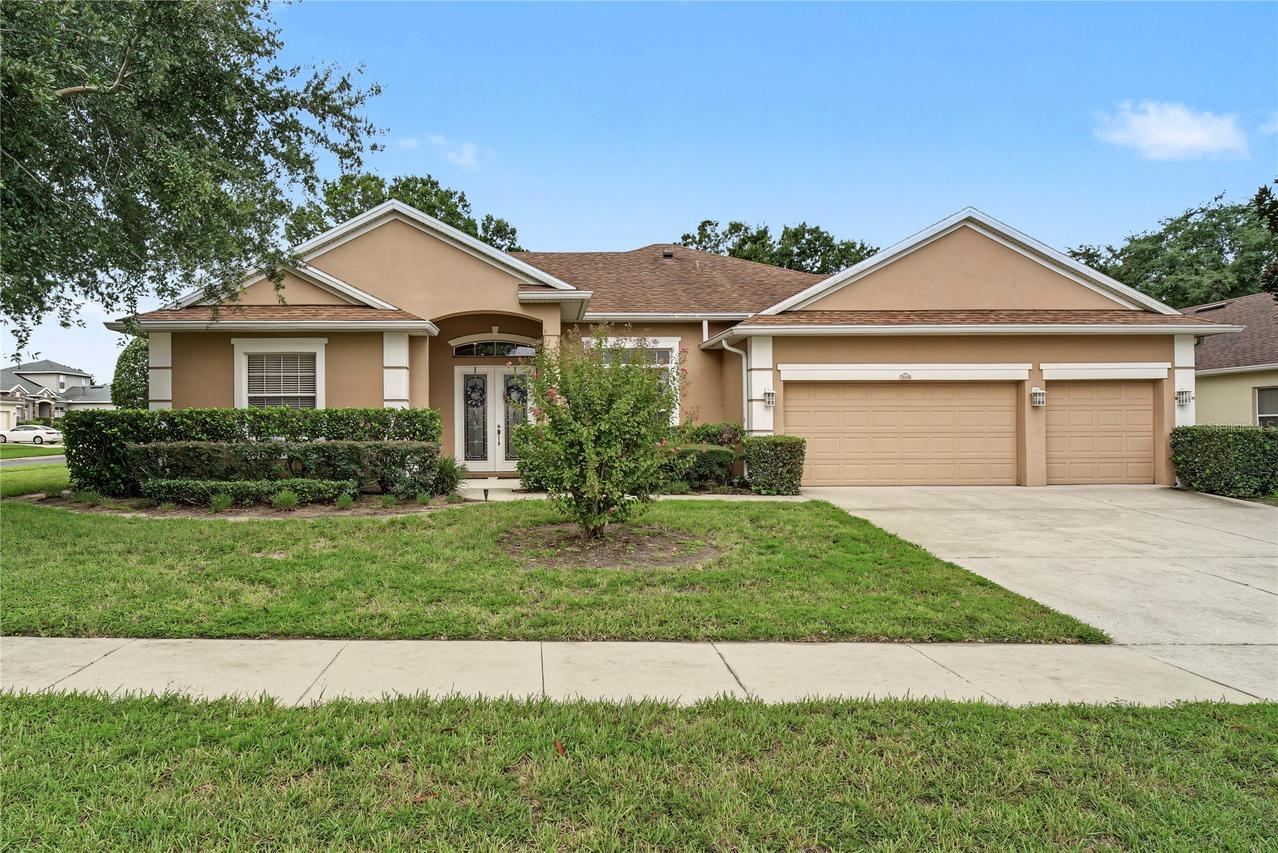 2648 Valiant Dr., Clermont, FL 34711