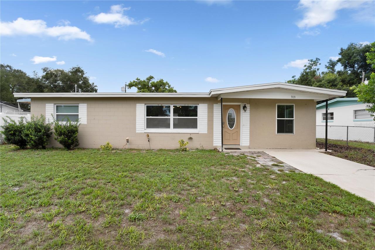909 Ursula St., Ocoee, FL 34761