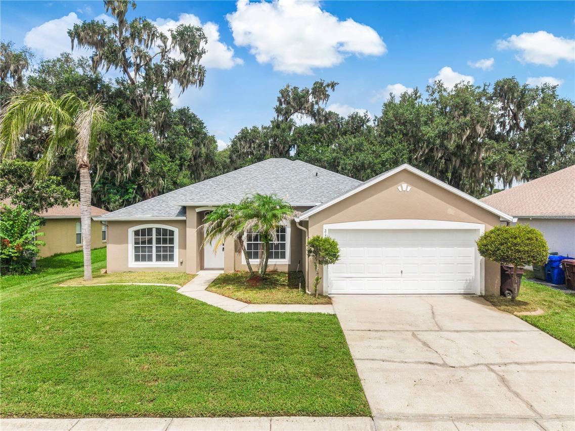 2106 The Oaks Blvd., Kissimmee, FL 34746