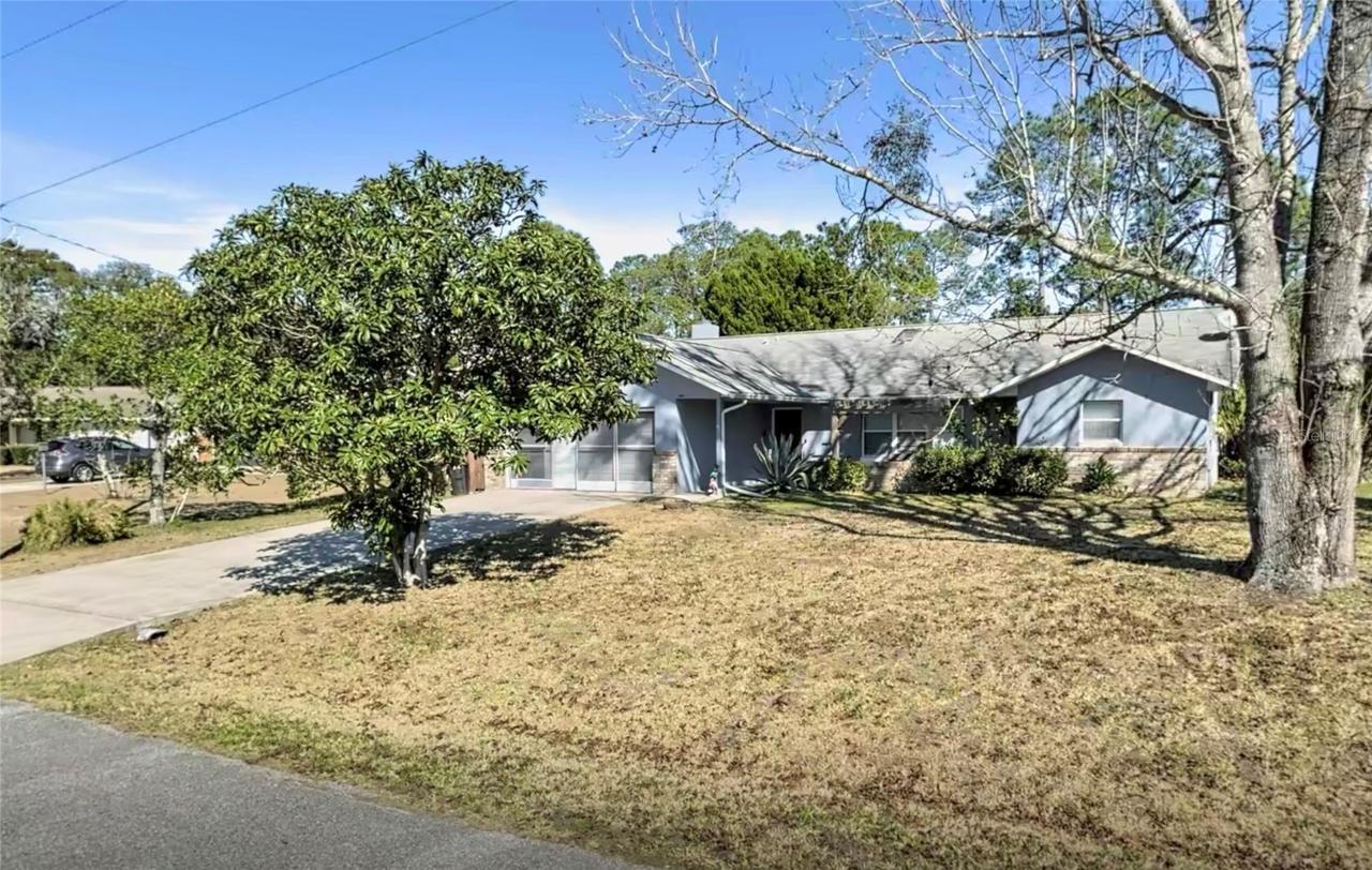 180 Beechwood Ln., Palm Coast, FL 32137