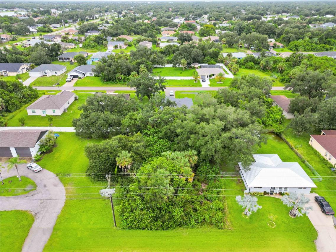 1050 Birchcrest Blvd., Port Charlotte, FL 33952