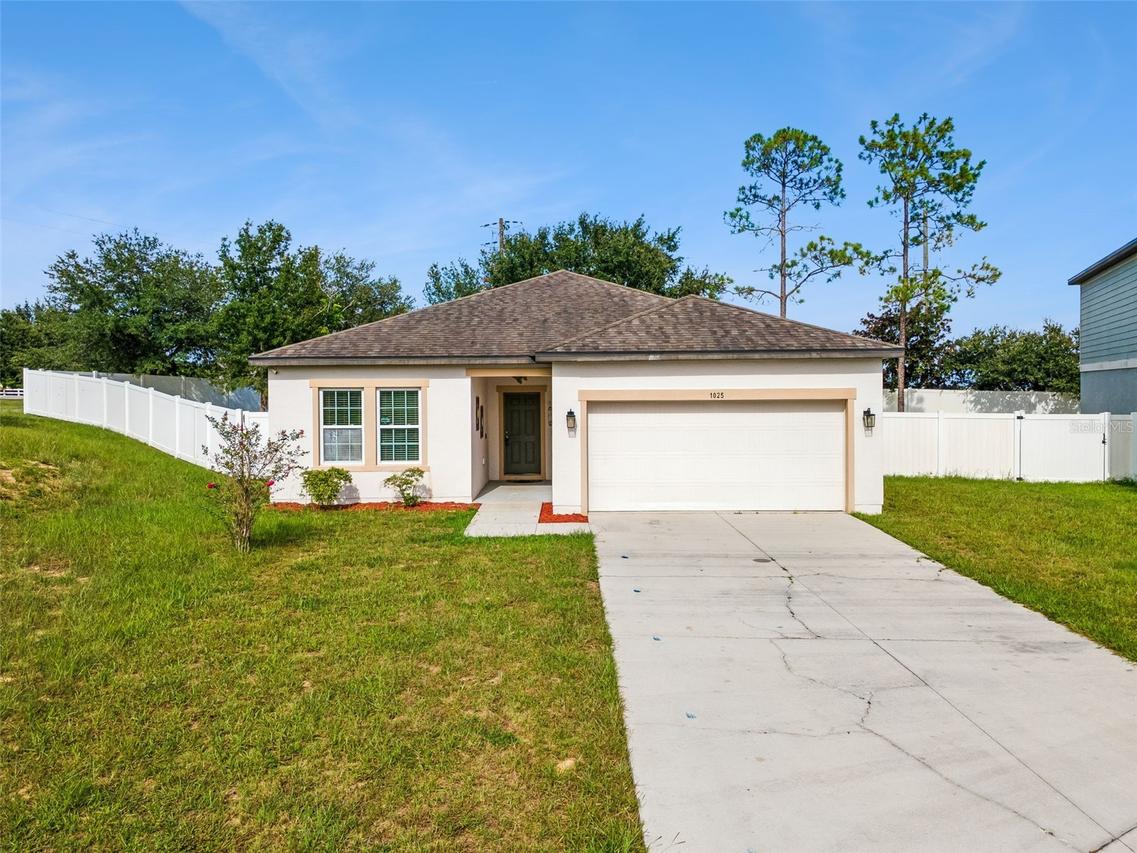 1025 Margot Ln., Lake Wales, FL 33853