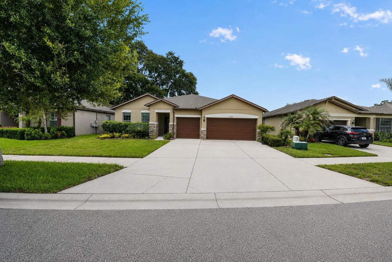 2130 Landside Dr., Valrico, FL 33594