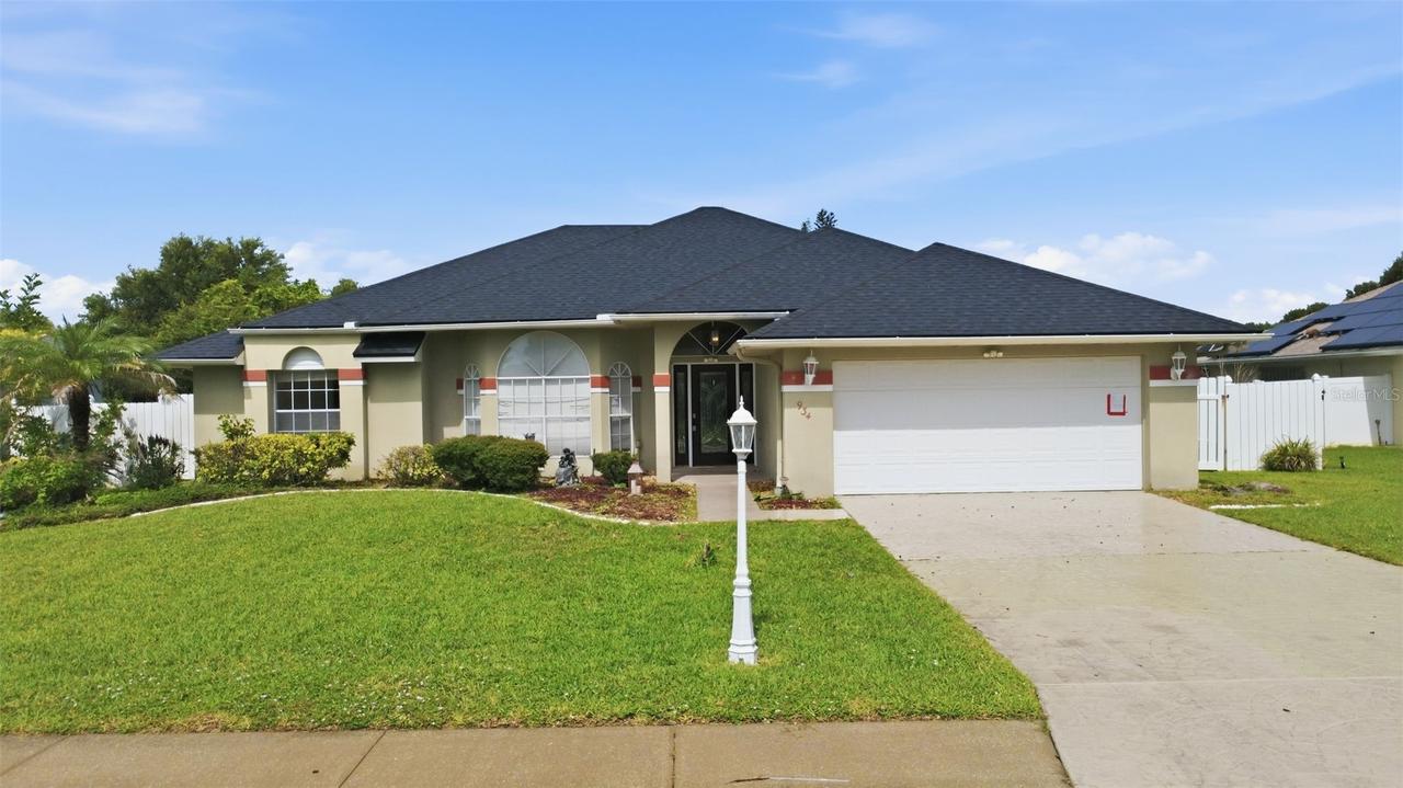 934 Pine Walk Ct., Palm Bay, FL 32905