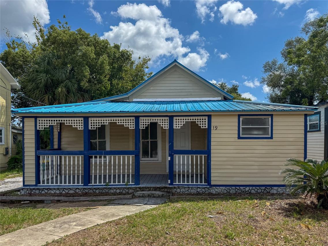 19 N Mary St., Eustis, FL 32726