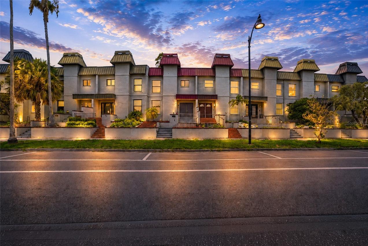 170 E Davis Blvd., Tampa, FL 33606