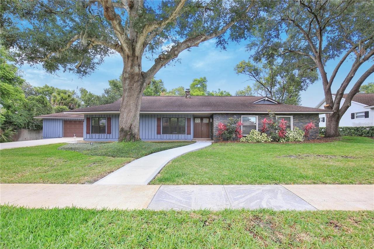 8937 Easterling Dr., Orlando, FL 32819