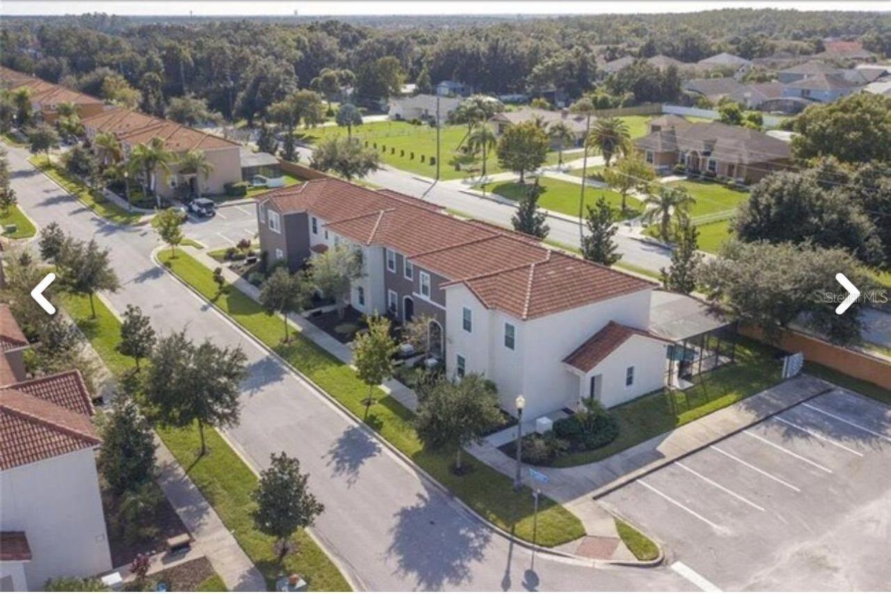 1050 Las Fuentes Dr., Kissimmee, FL 34746