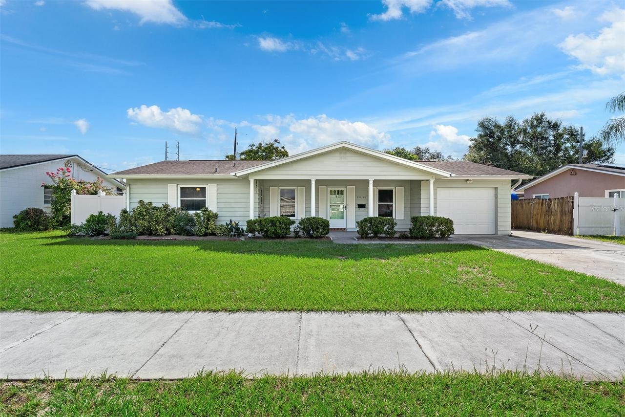 1027 Sunwood Ln., Orlando, FL 32807
