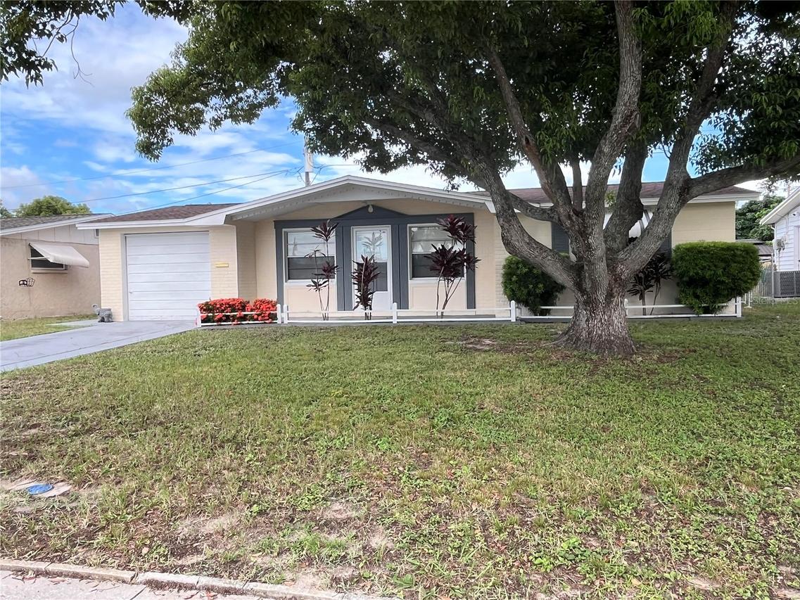 3632 Pensdale Dr., New Port Richey, FL 34652