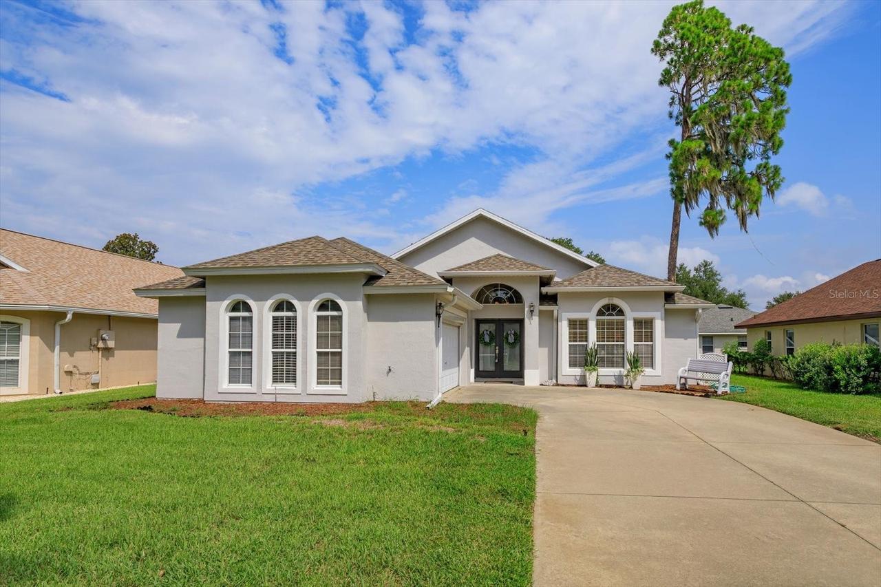 931 Vindale Rd., Tavares, FL 32778