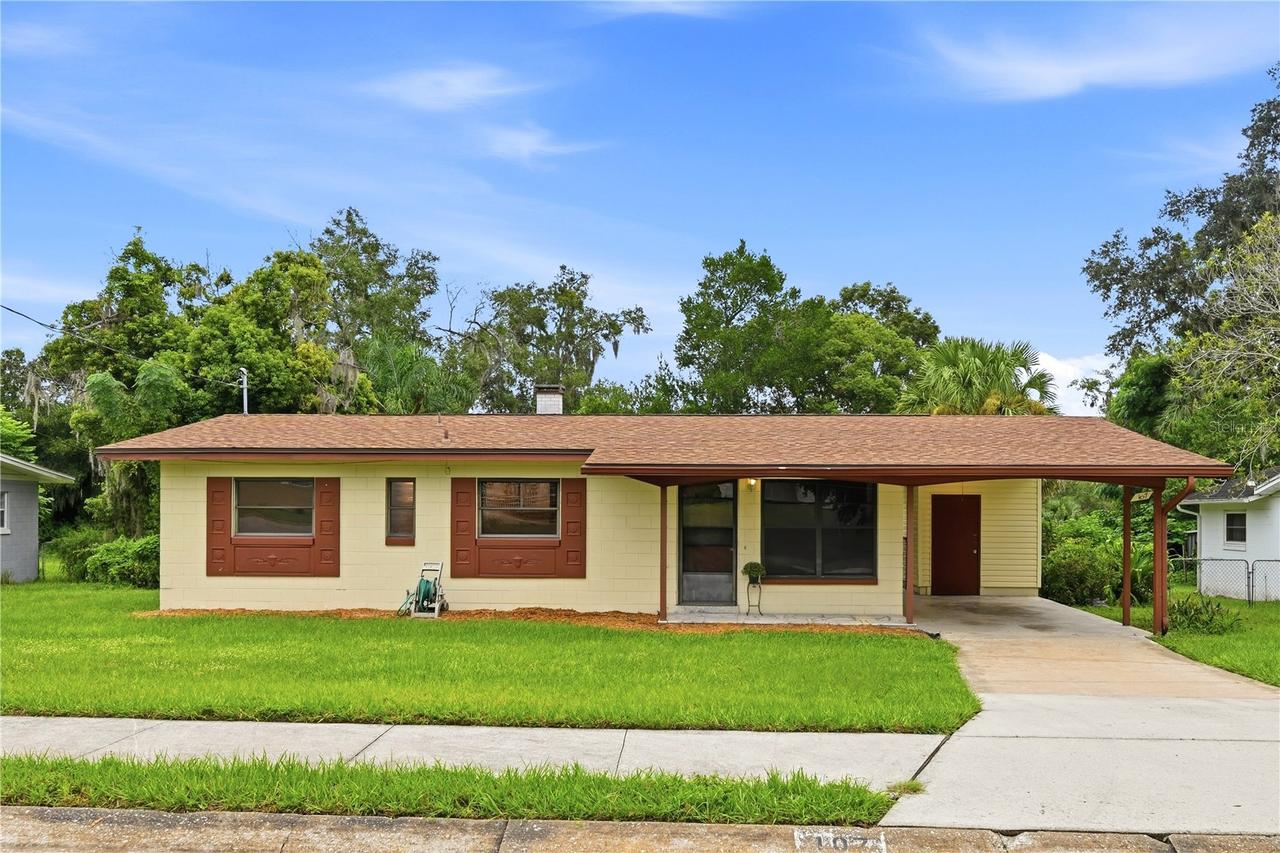 107 Oak St., Altamonte Springs, FL 32714