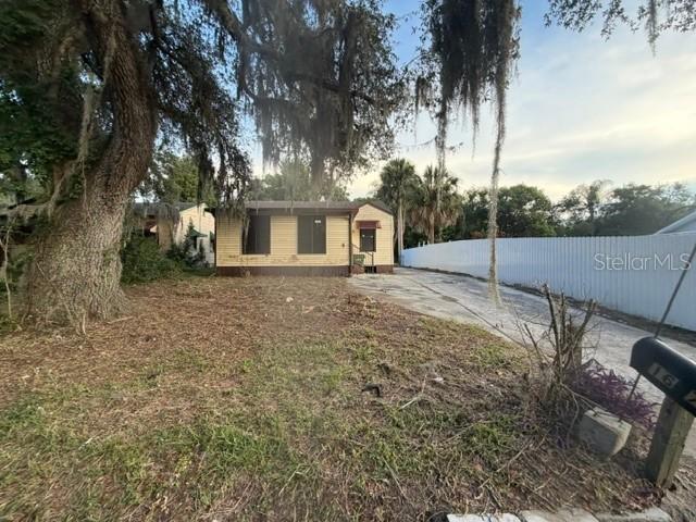1607 Center St., Leesburg, FL 34748