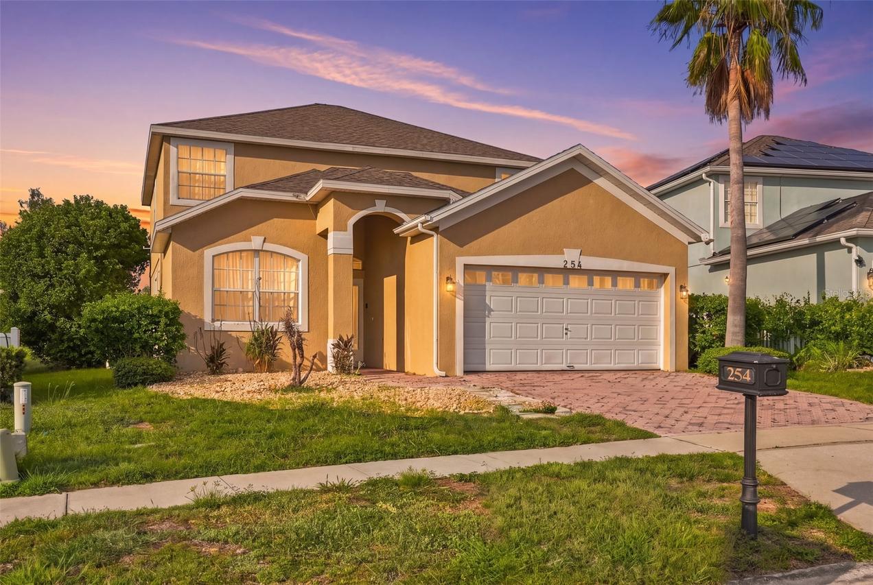 254 Gleneagles Dr., Davenport, FL 33897