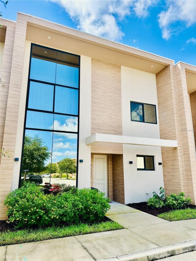 7521 Brooklyn Dr., Kissimmee, FL 34747