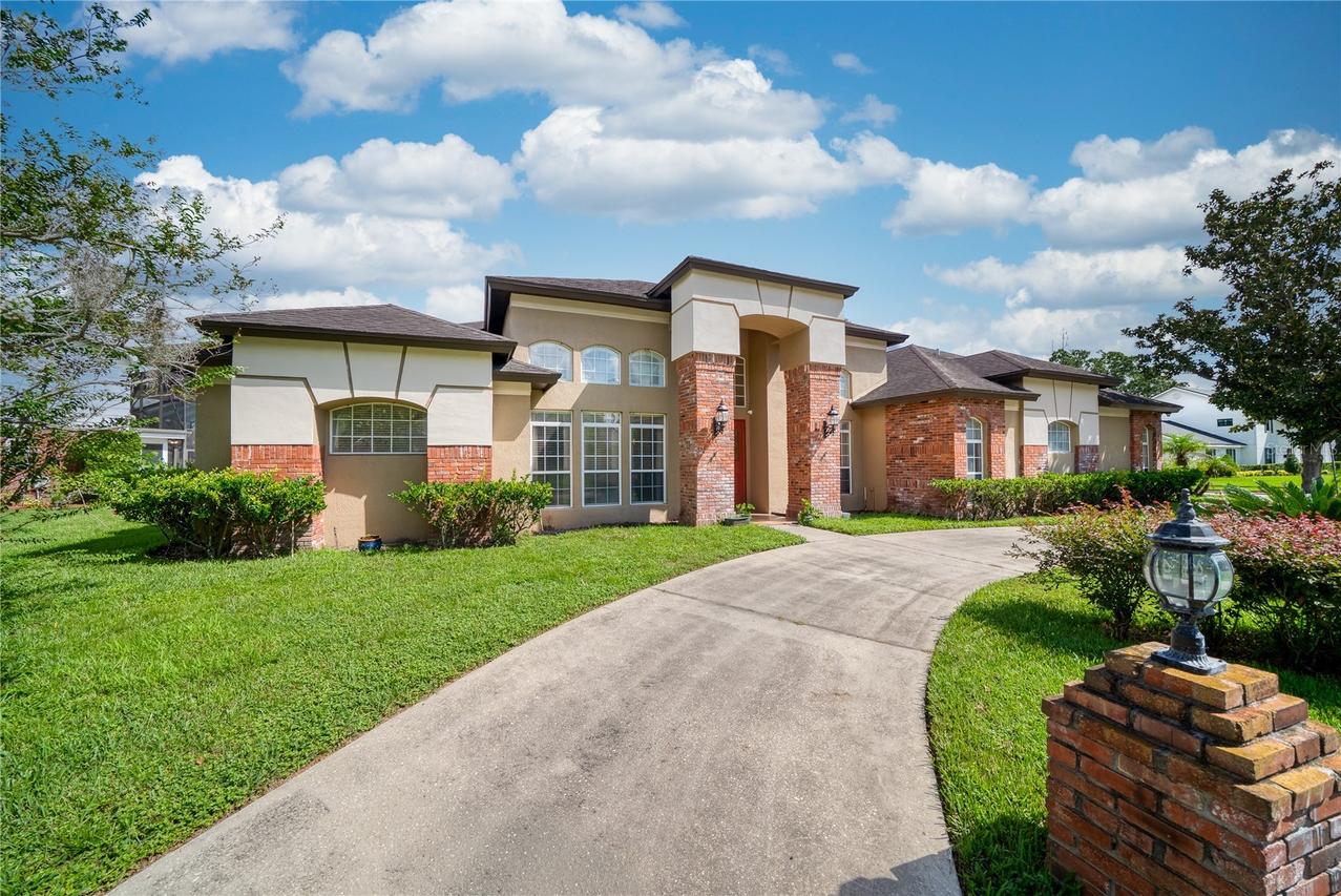 2335 Forest Club Dr., Orlando, FL 32804