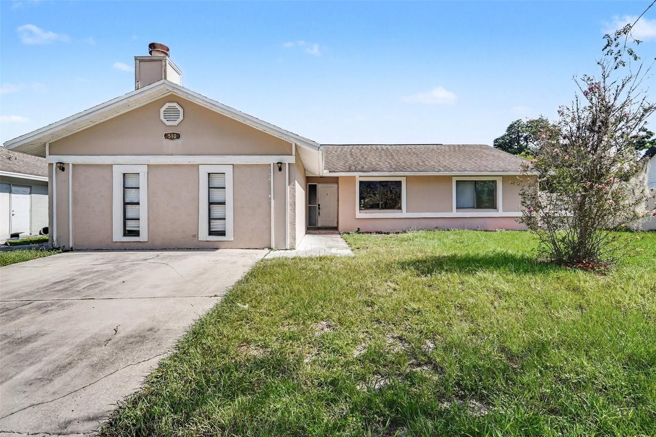 510 Wavecrest Dr., Orlando, FL 32807