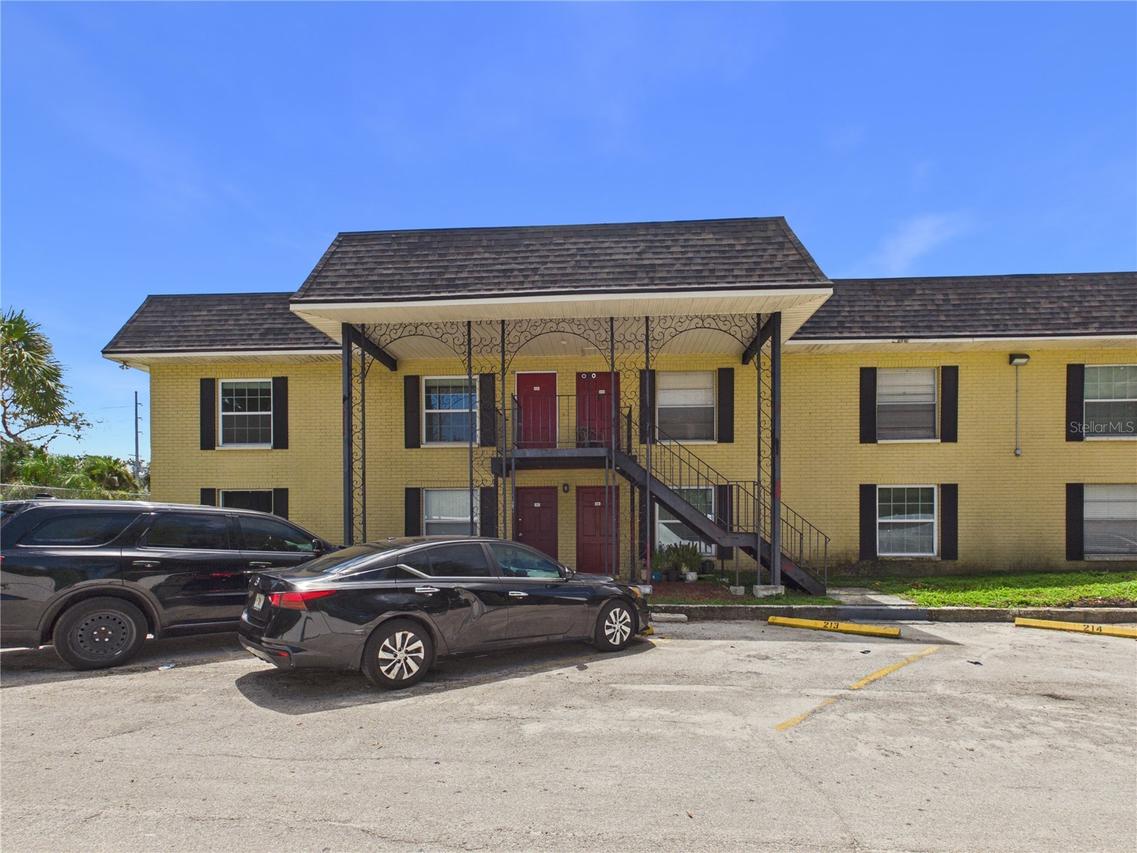 2800 E 113th Ave. #213, Tampa, FL 33612