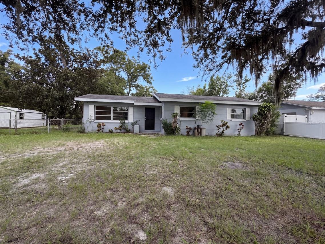 7117 N 50th St., Tampa, FL 33617