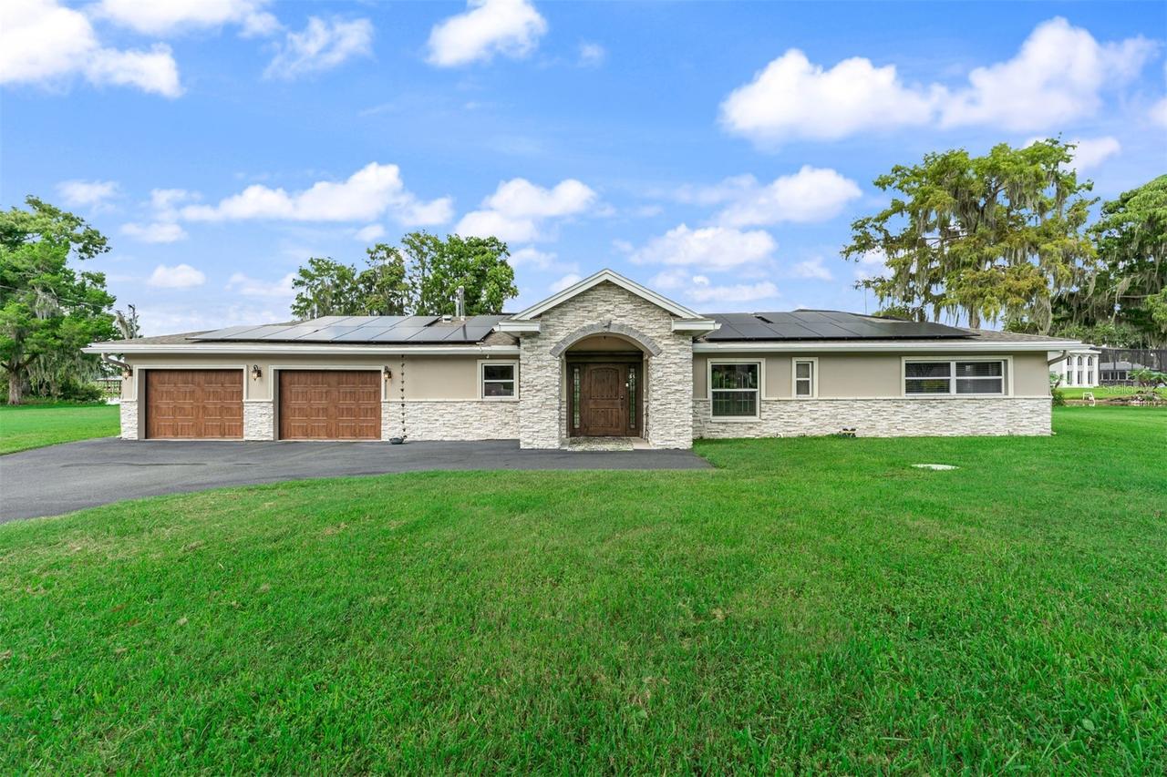 1002 Loves Point Dr., Leesburg, FL 34748
