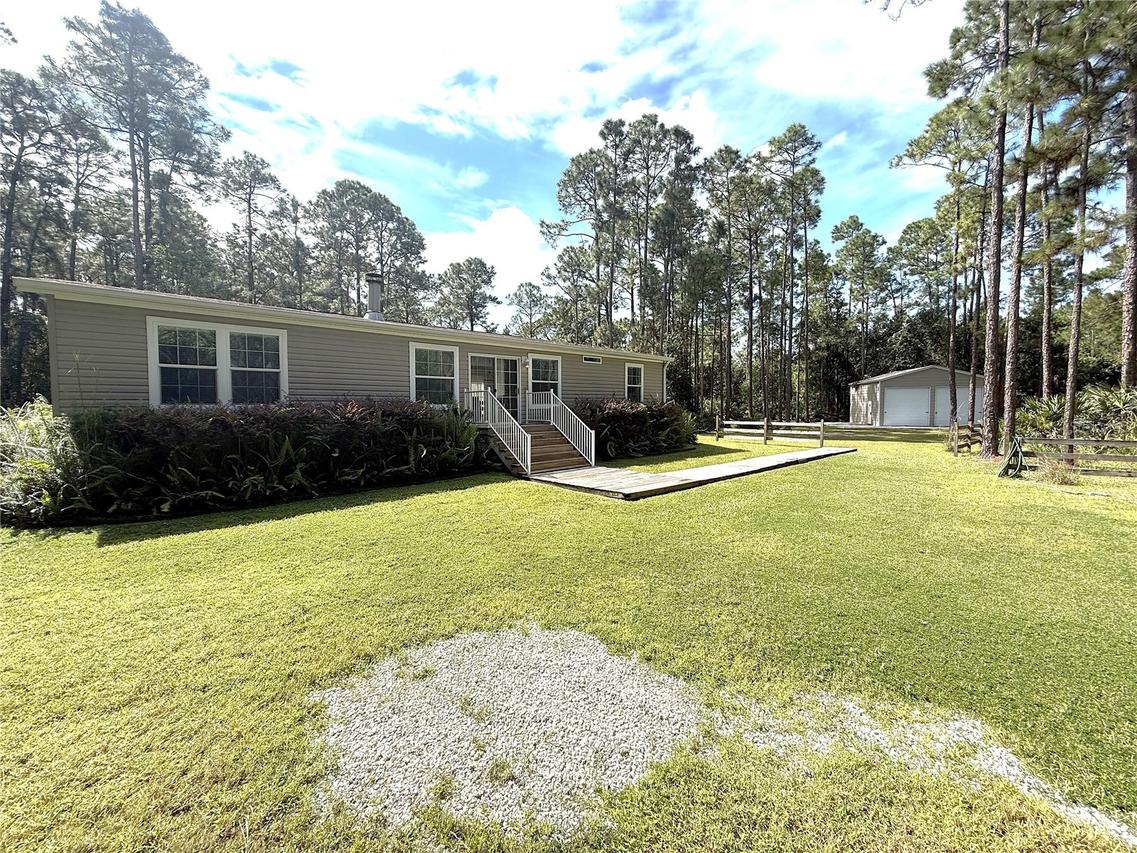 1161 Lake Harney Woods Blvd., Mims, FL 32754