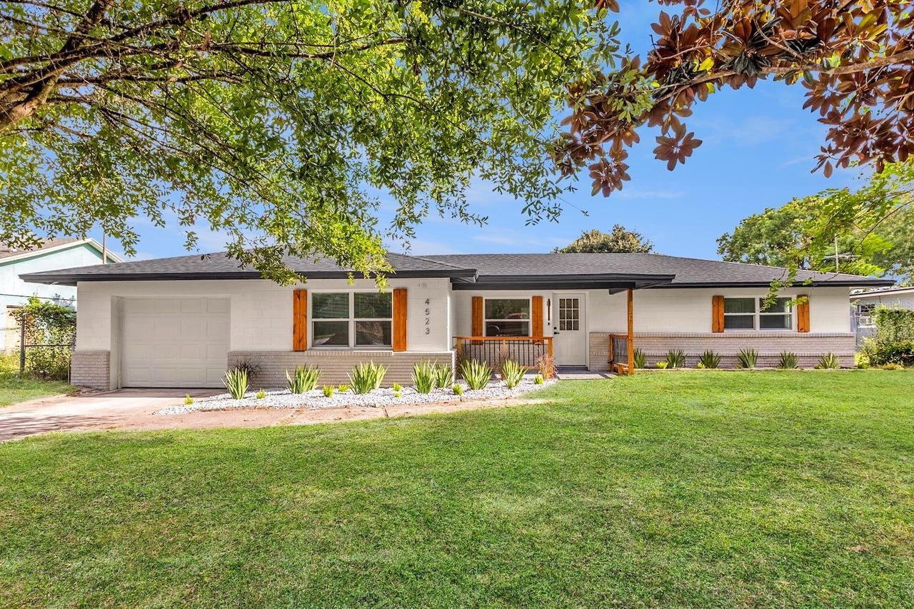 4523 Columbia St., Orlando, FL 32811