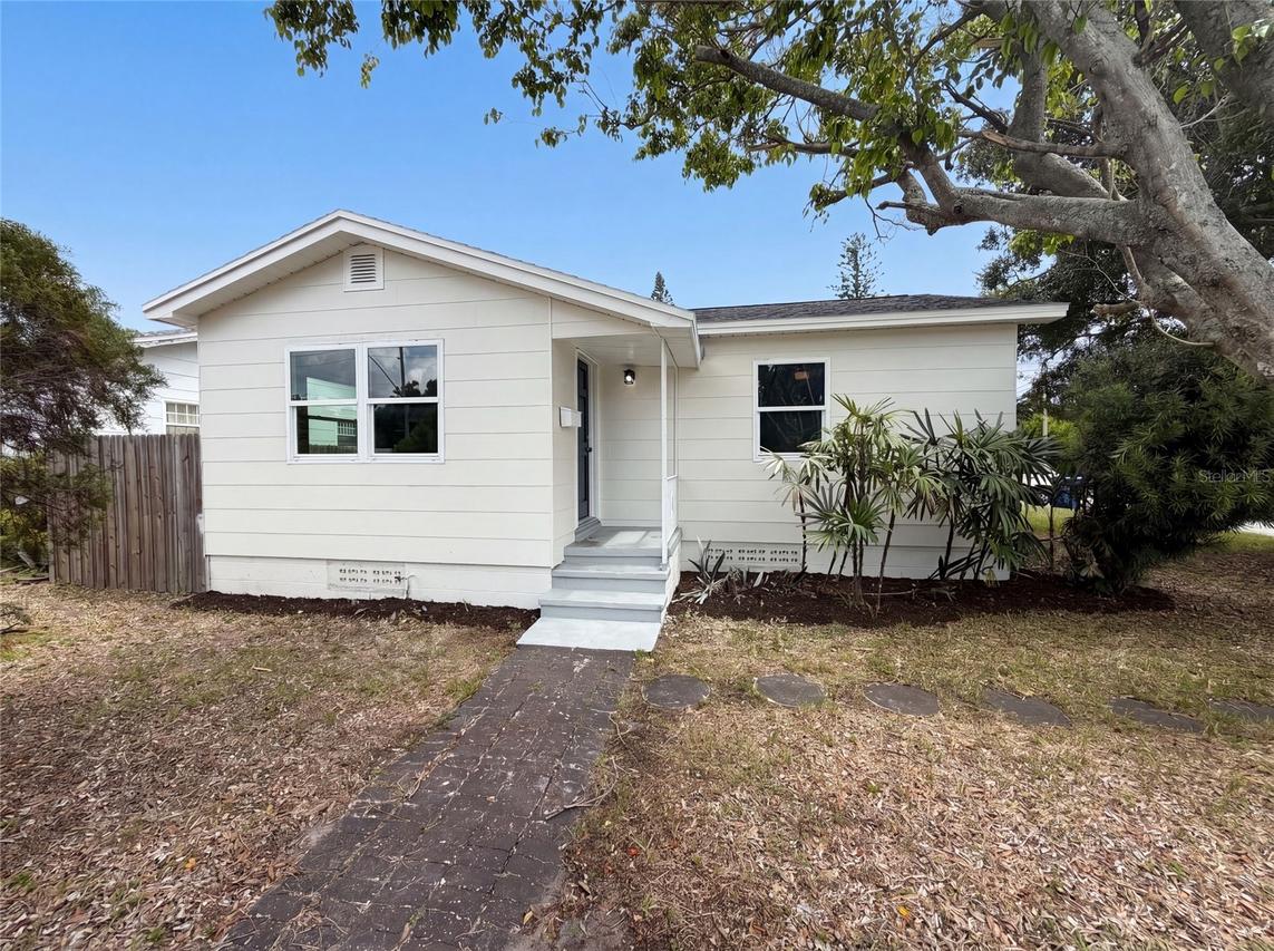 2596 38th Ave., St Petersburg, FL 33713