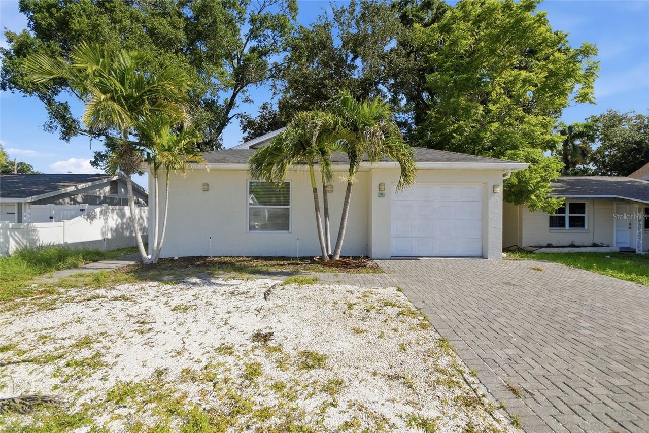 2303 Bahia Vista St., Sarasota, FL 34239