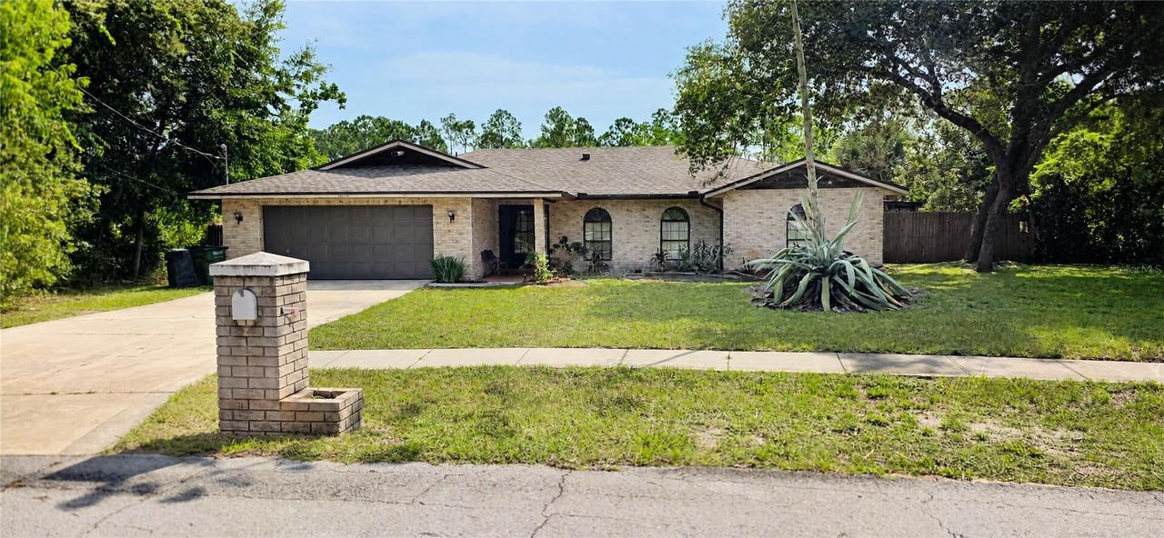 1004 Yale Dr., Deltona, FL 32738