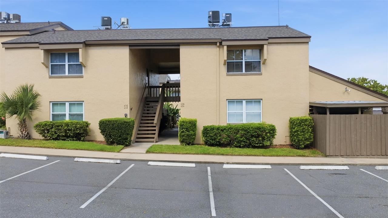 438 Windmeadows St., Altamonte Springs, FL 32701