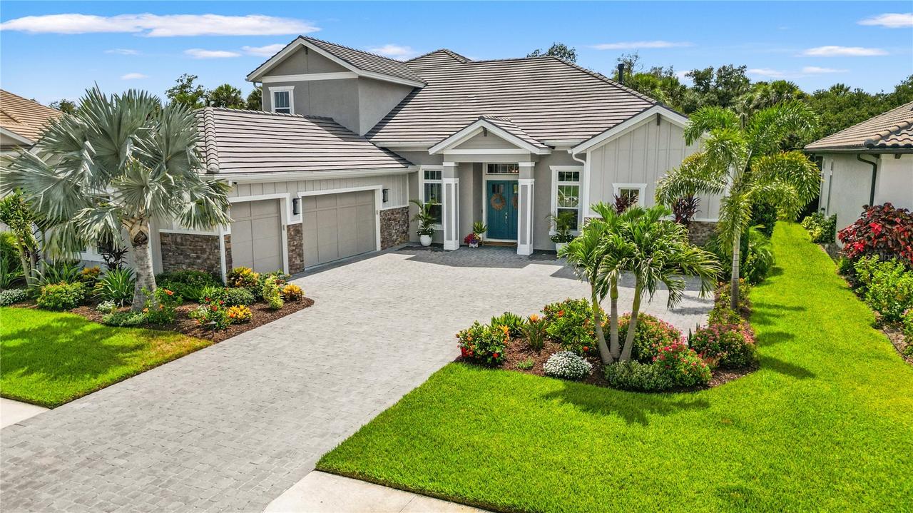 9479 Tequila Sunrise Dr., Sarasota, FL 34241